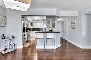 6423 Collins Ave, Miami Beach, FL 33141 - Photo 17