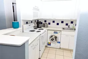 1500 Bay Rd, Miami Beach, FL 33139 - Photo 19