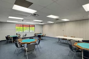 9823 S Hollybrook Lake Dr, Pembroke Pines, FL 33025 - Photo 37