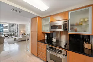 6365 Collins Ave, Miami Beach, FL 33141 - Photo 15