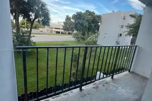 310 Fontainebleau Blvd, Miami, FL 33172 - Photo 13