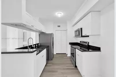 17150 N Bay Rd #2814, Sunny Isles Beach, FL 33160 - Photo 11