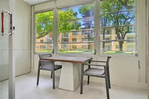 100 Ashbury Rd, Hollywood, FL 33024 - Photo 9