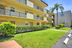 100 Ashbury Rd, Hollywood, FL 33024 - Photo 3