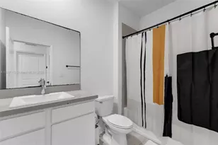 617 SW 11th St, Florida City, FL 33034 - Photo 9