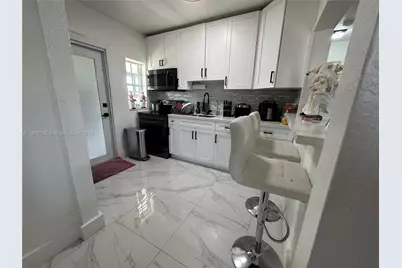 14581 Jackson St, Miami, FL 33176 - Photo 7
