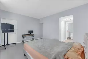 4400 Hillcrest Dr, Hollywood, FL 33021 - Photo 21