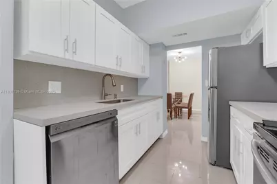 4400 Hillcrest Dr #107A, Hollywood, FL 33021 - Photo 3