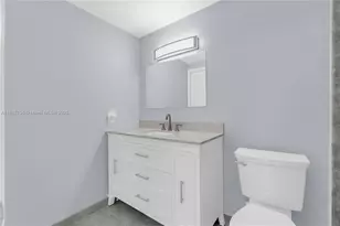 4400 Hillcrest Dr, Hollywood, FL 33021 - Photo 23