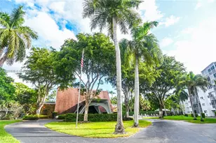 1425 Atlantic Shores Blvd, Hallandale Beach, FL 33009 - Photo 29