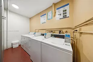 140 Royal Palm Rd, Hialeah Gardens, FL 33016 - Photo 23