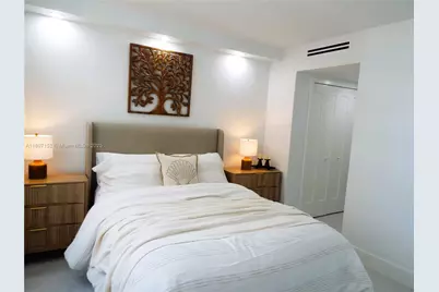 5701 Collins Ave #1619, Miami Beach, FL 33140 - Photo 19