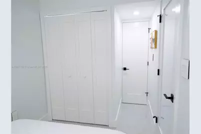 5701 Collins Ave #1619, Miami Beach, FL 33140 - Photo 41