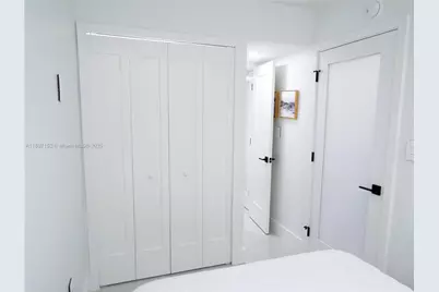 5701 Collins Ave #1619, Miami Beach, FL 33140 - Photo 37