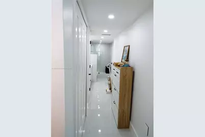 5701 Collins Ave #1619, Miami Beach, FL 33140 - Photo 25