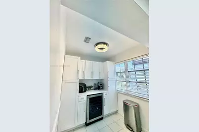 15421 SW 158th St, Miami, FL 33187 - Photo 13