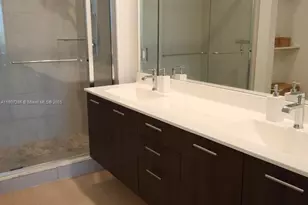 8201 NW 41st St, Doral, FL 33166 - Photo 11