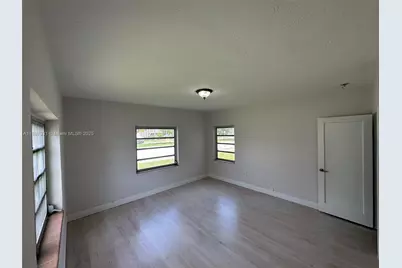 3621 Ponce De Leon Blvd, Coral Gables, FL 33134 - Photo 9