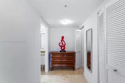 41 SE 5th St #2008, Miami, FL 33131 - Photo 29