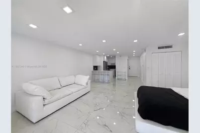 1650 NE 115th St #207, Miami, FL 33181 - Photo 5