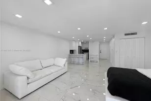 1650 NE 115th St, Miami, FL 33181 - Photo 5