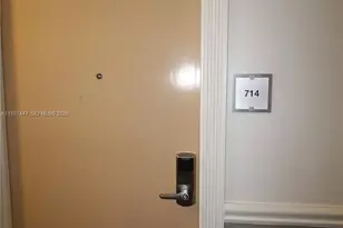 19201 Collins Ave, Sunny Isles Beach, FL 33160 - Photo 27