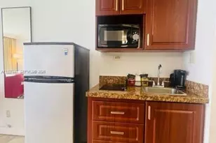 19201 Collins Ave, Sunny Isles Beach, FL 33160 - Photo 13