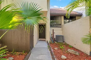 19412 NE 26th Ave, Miami, FL 33180 - Photo 29