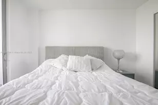 5555 Collins Ave, Miami Beach, FL 33140 - Photo 25