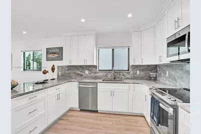 94825 Overseas Hwy #186, Key Largo, FL 33037 - Photo 5