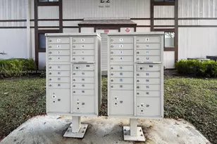 9873 N Belfort Cir, Tamarac, FL 33321 - Photo 25