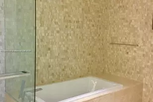 88 SW 7th St, Miami, FL 33130 - Photo 11