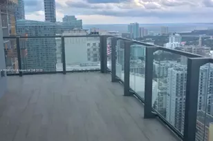 88 SW 7th St, Miami, FL 33130 - Photo 7