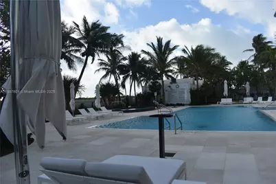 6365 Collins Ave #2110, Miami Beach, FL 33141 - Photo 25