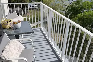 8260 SW 210th St, Cutler Bay, FL 33189 - Photo 3