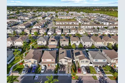 501 NE 6th Ct, Florida City, FL 33034 - Photo 3