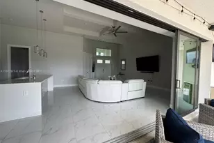 113 NW 38th Pl, Cape Coral, FL 33993 - Photo 15