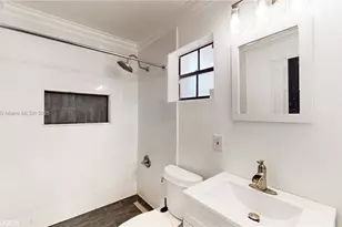 3920 NW 36th Ave, Lauderdale Lakes, FL 33309 - Photo 23