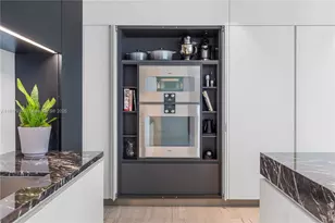 1000 Biscayne Blvd, Miami, FL 33132 - Photo 31