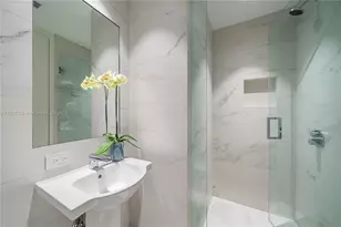 1000 Biscayne Blvd, Miami, FL 33132 - Photo 63