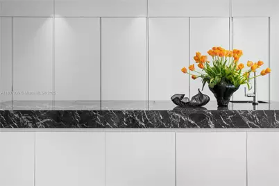 1000 Biscayne Blvd #3201, Miami, FL 33132 - Photo 33