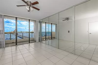 555 NE 15th St #603, Miami, FL 33132 - Photo 17