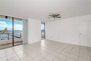555 NE 15th St, Miami, FL 33132 - Photo 3