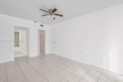 555 NE 15th St #603, Miami, FL 33132 - Photo 21