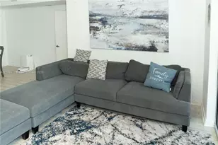 325 S Biscayne Blvd, Miami, FL 33131 - Photo 23