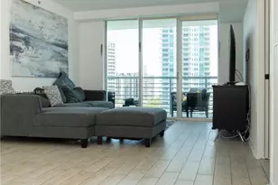 325 S Biscayne Blvd, Miami, FL 33131 - Photo 7