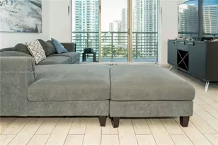 325 S Biscayne Blvd, Miami, FL 33131 - Photo 19