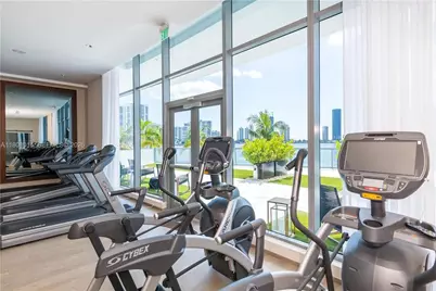3250 NE 188th St #906, Aventura, FL 33180 - Photo 17