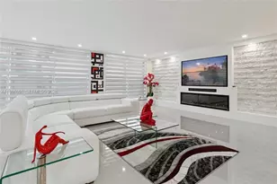 2751 S Ocean Dr, Hollywood, FL 33019 - Photo 73