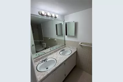 7410 SW 82nd St #K411, Miami, FL 33143 - Photo 11